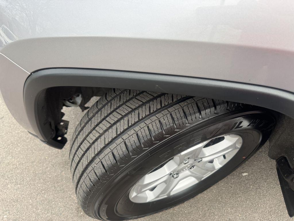 Jeep Grand Cherokee Laredo 4WD 2014