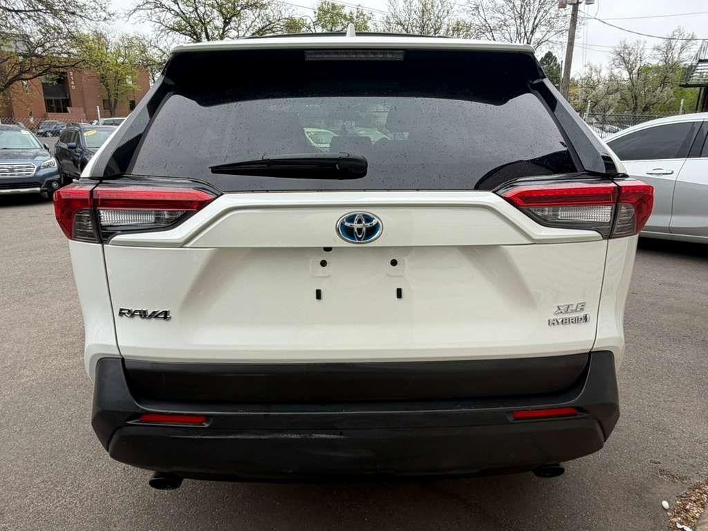 Toyota RAV4 Hybrid XLE Premium 2022
