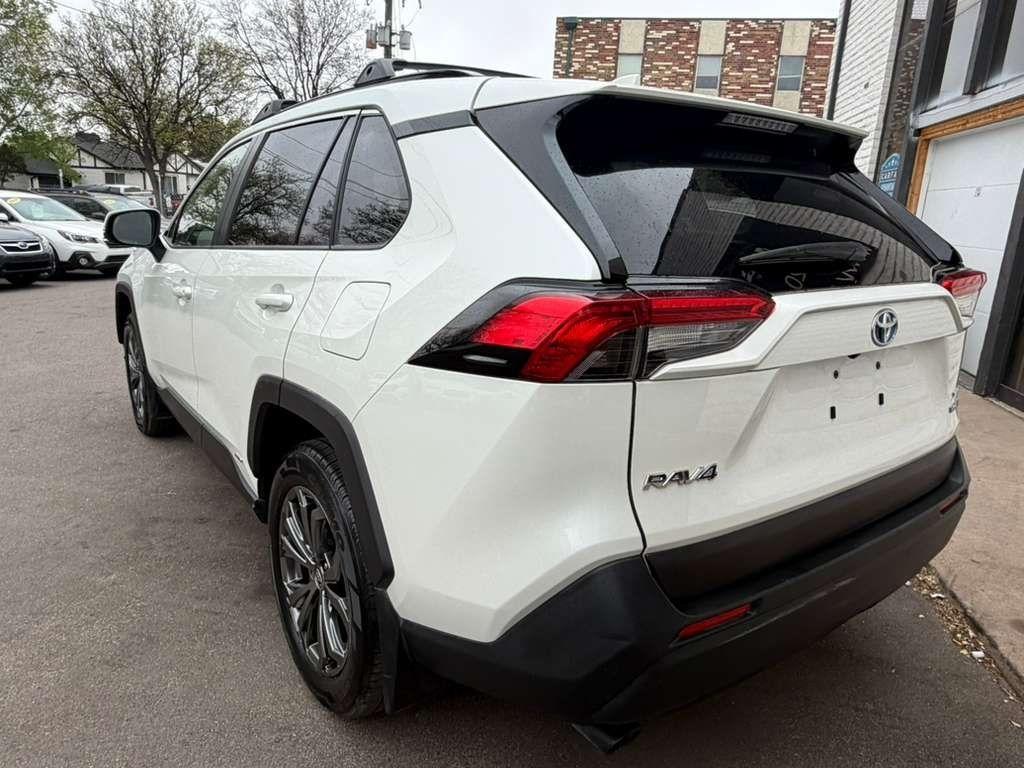 Toyota RAV4 Hybrid XLE Premium 2022