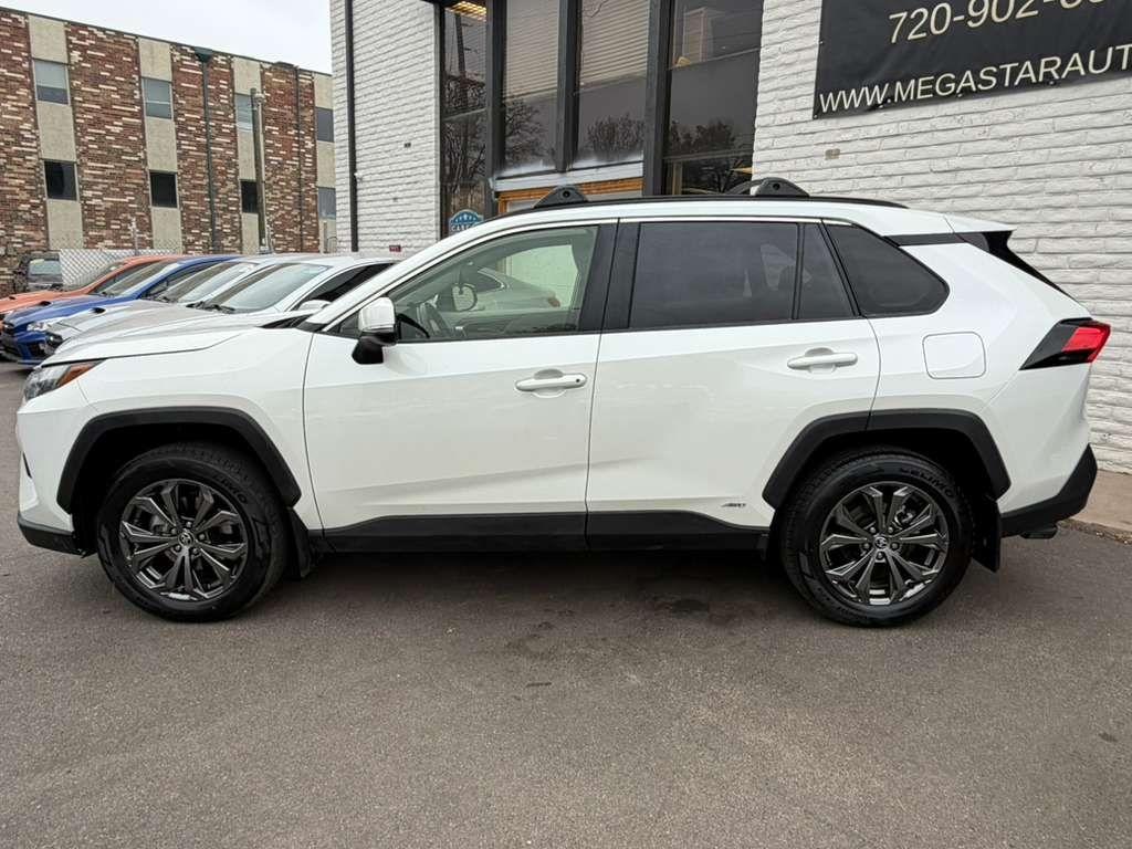 Toyota RAV4 Hybrid XLE Premium 2022