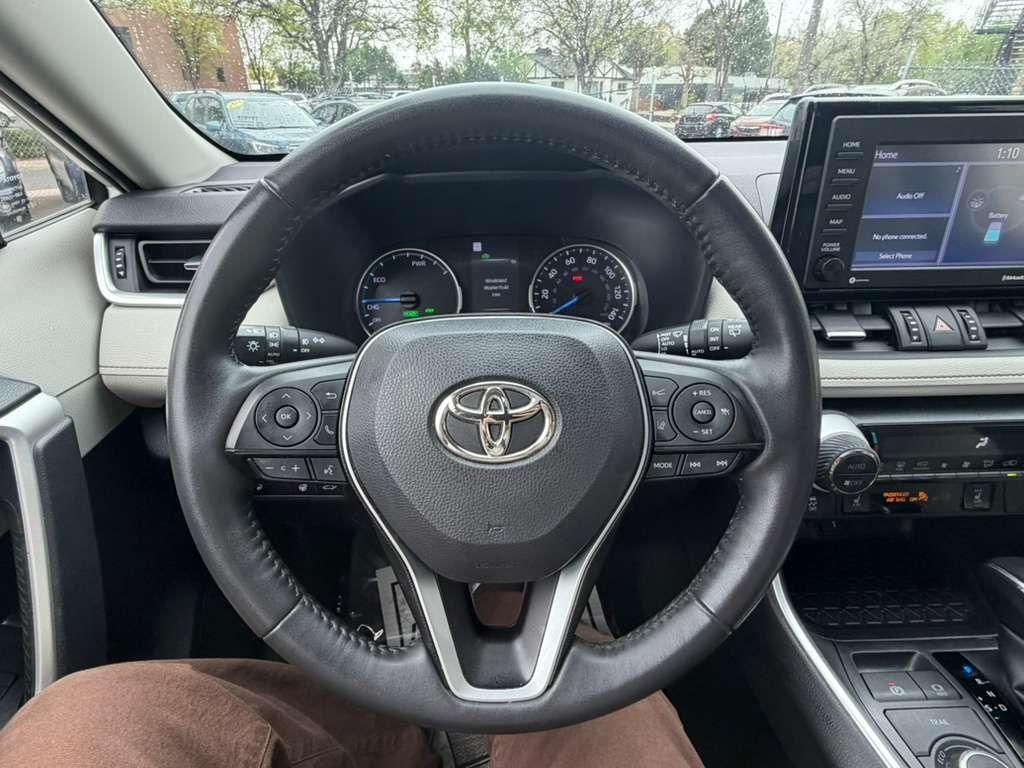 Toyota RAV4 Hybrid XLE Premium 2022