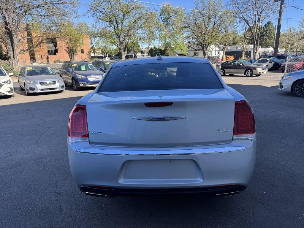 Chrysler 300 Limited AWD 2020