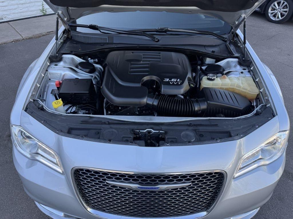 Chrysler 300 Limited AWD 2020