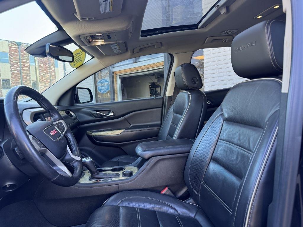 GMC Acadia Denali AWD 2018