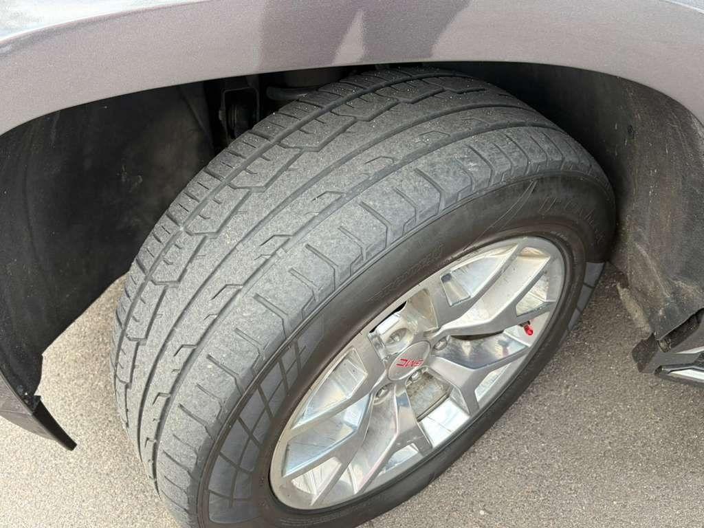 GMC Yukon SLT 4WD 2017