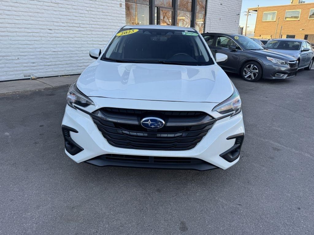 Subaru Legacy Premium 2025