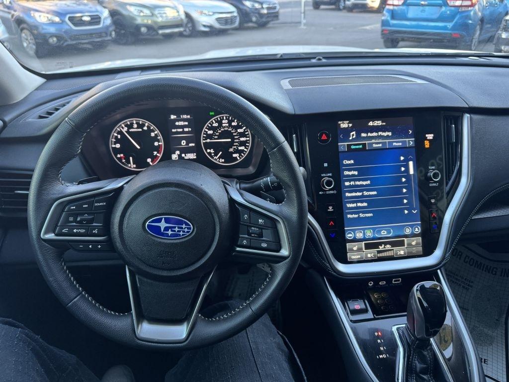 Subaru Legacy Premium 2025