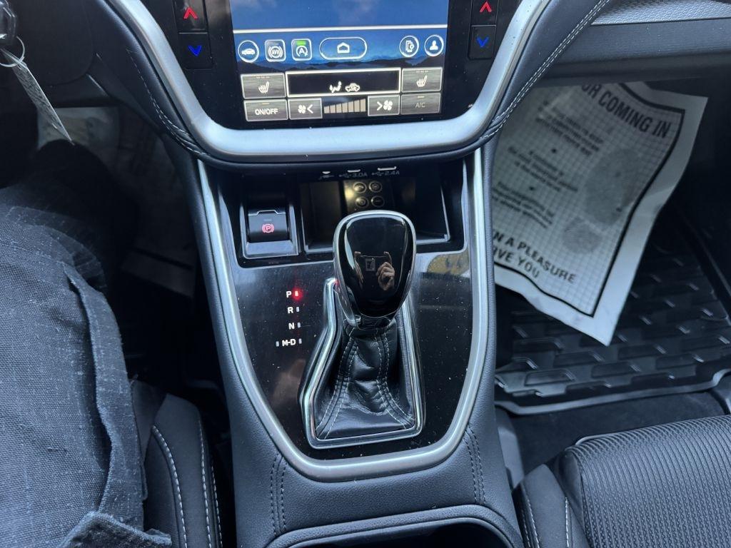 Subaru Legacy Premium 2025