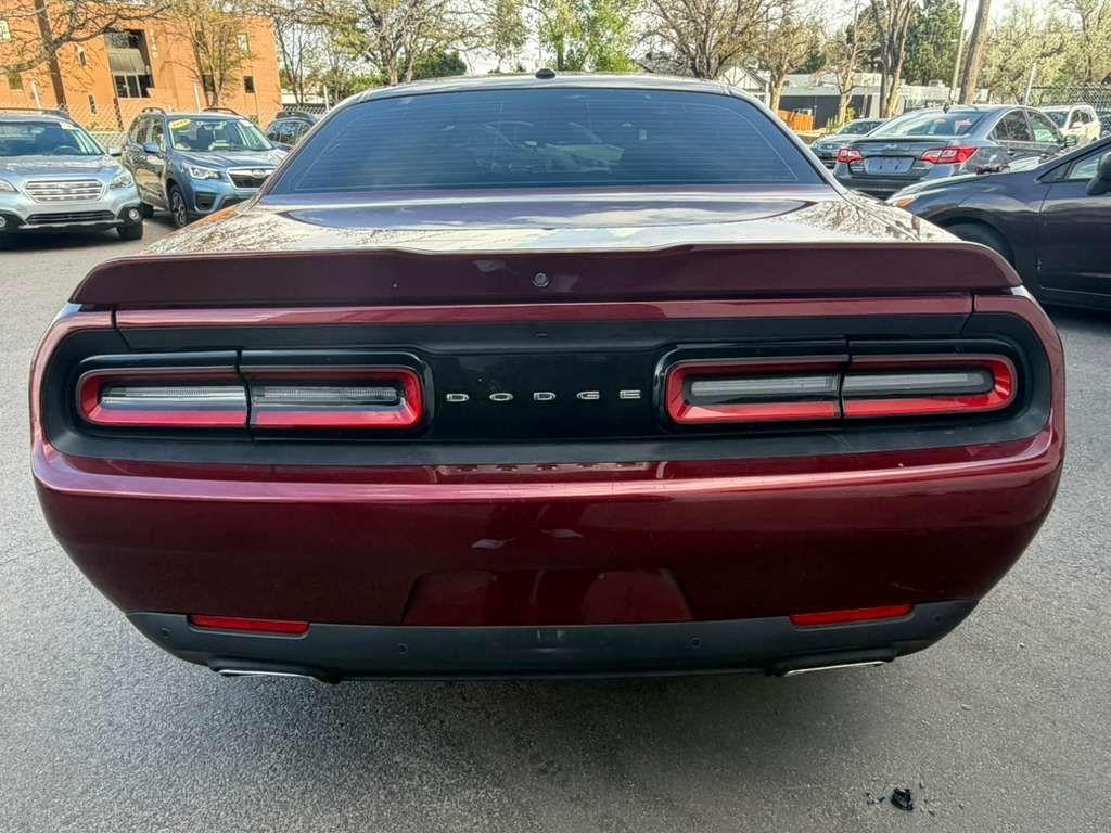 Dodge Challenger GT 2022