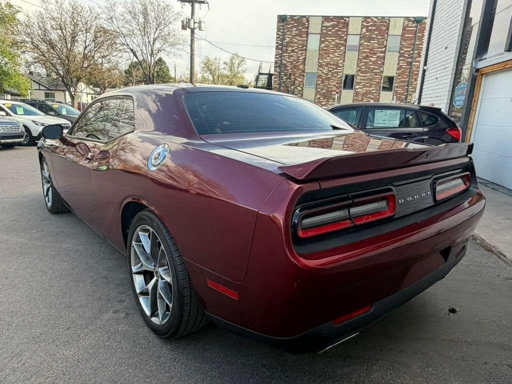 Dodge Challenger GT 2022