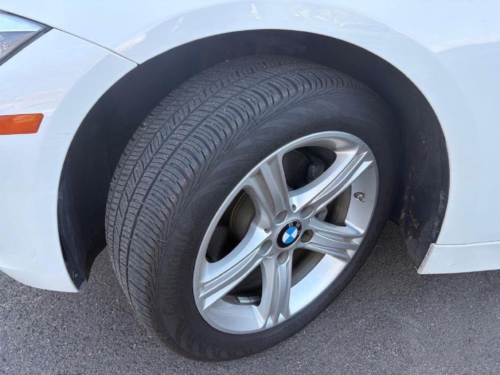 BMW 3-Series 320i xDrive 2015