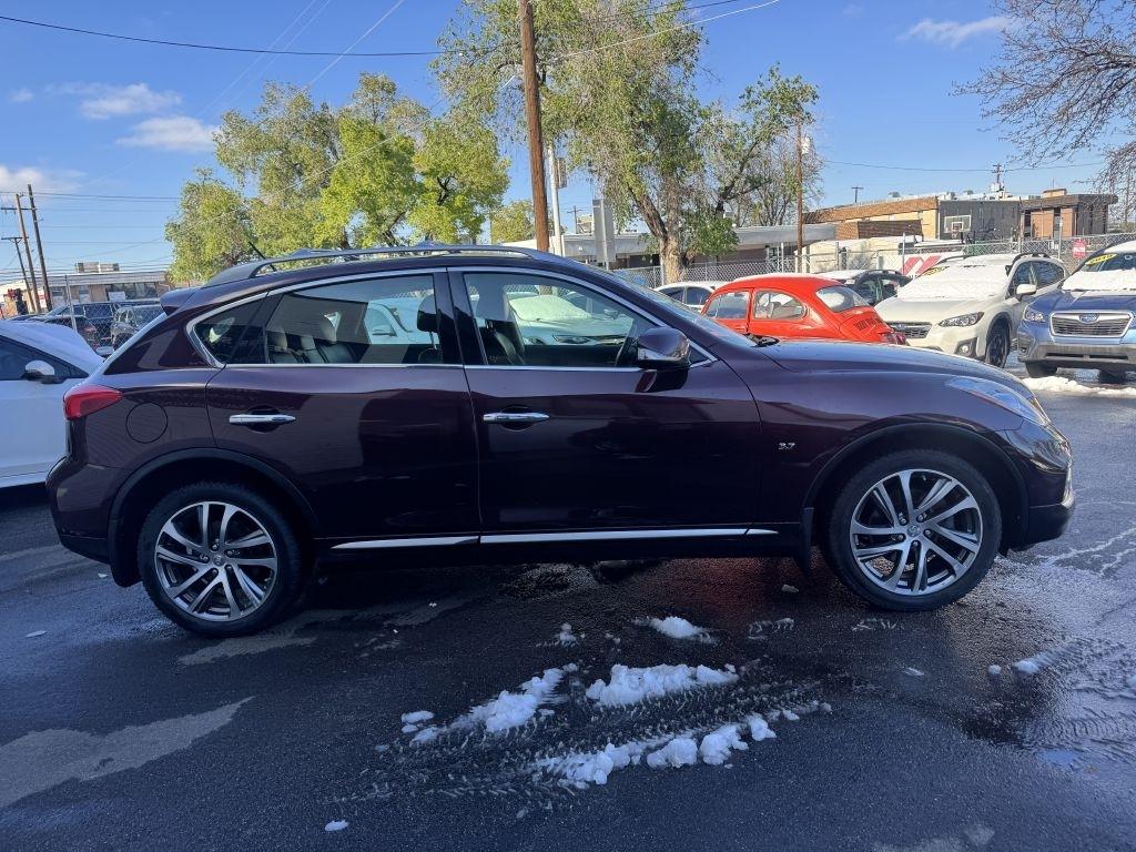 Infiniti QX50 Base AWD 2017