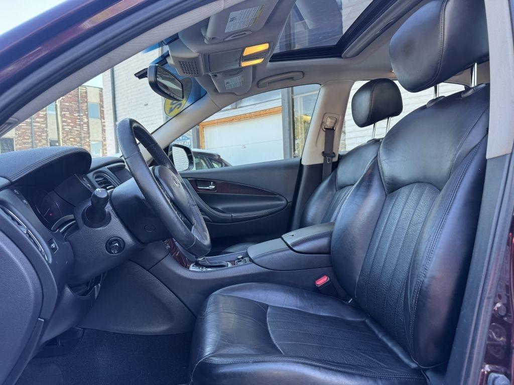 Infiniti QX50 Base AWD 2017