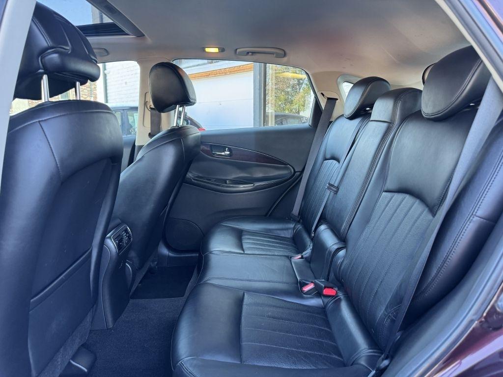 Infiniti QX50 Base AWD 2017