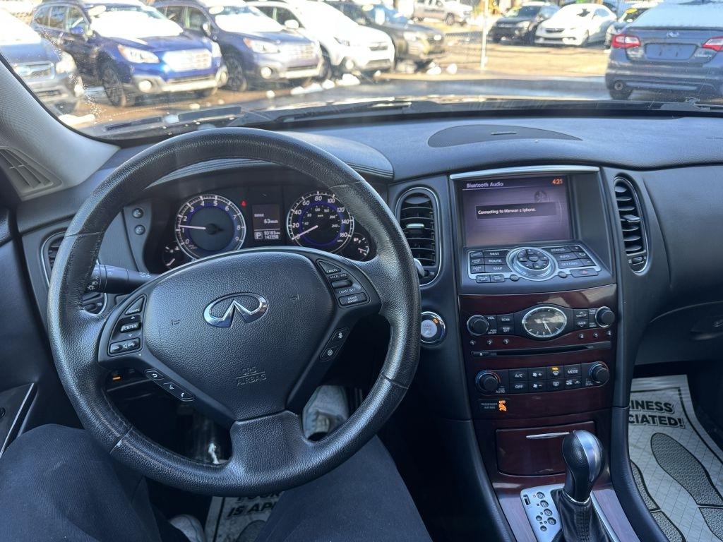 Infiniti QX50 Base AWD 2017