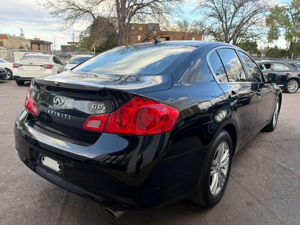 Infiniti G Sedan 37x AWD 2013