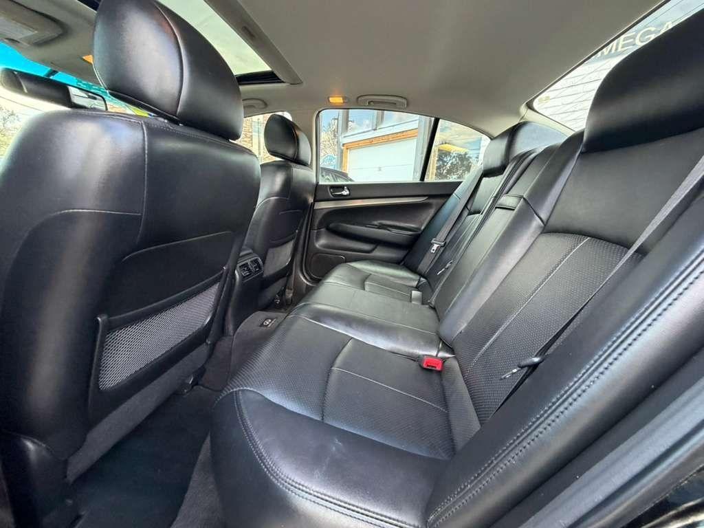 Infiniti G Sedan 37x AWD 2013