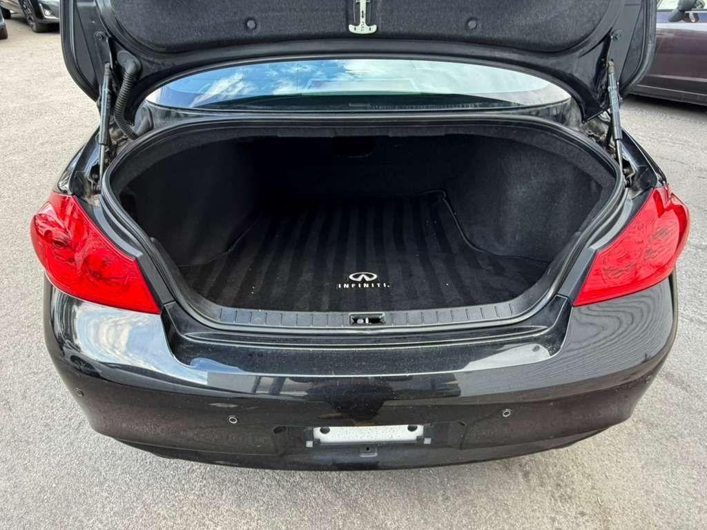 Infiniti G Sedan 37x AWD 2013