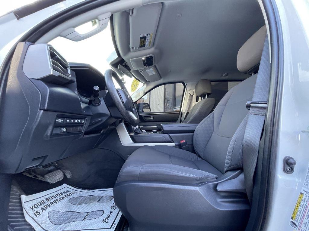 Toyota Tundra SR5 CrewMax 4WD 2023