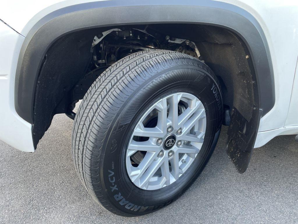 Toyota Tundra SR5 CrewMax 4WD 2023