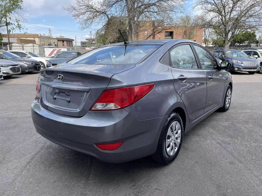Hyundai Accent SE 4-Door 6A 2017