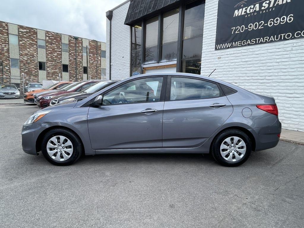 Hyundai Accent SE 4-Door 6A 2017