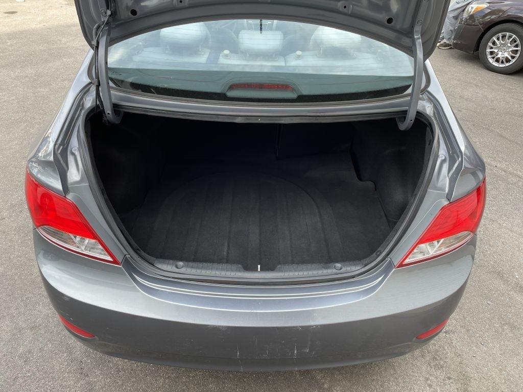 Hyundai Accent SE 4-Door 6A 2017