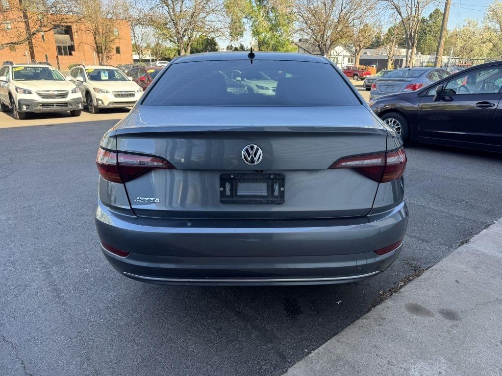 Volkswagen Jetta 1.4T S 8A 2019