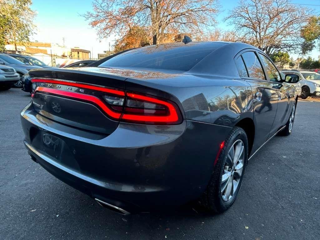 Dodge Charger SXT AWD 2021