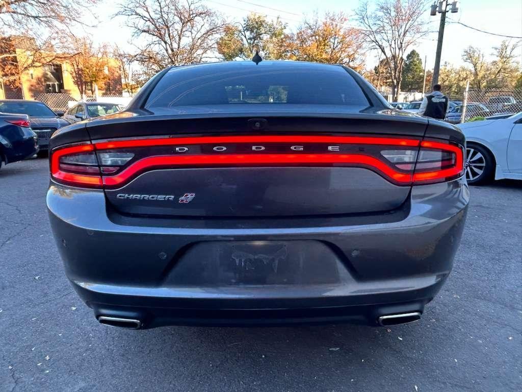 Dodge Charger SXT AWD 2021