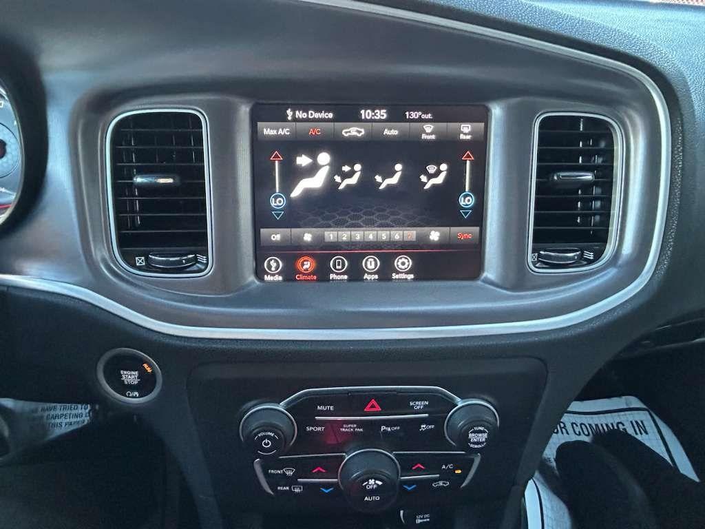 Dodge Charger SXT AWD 2021