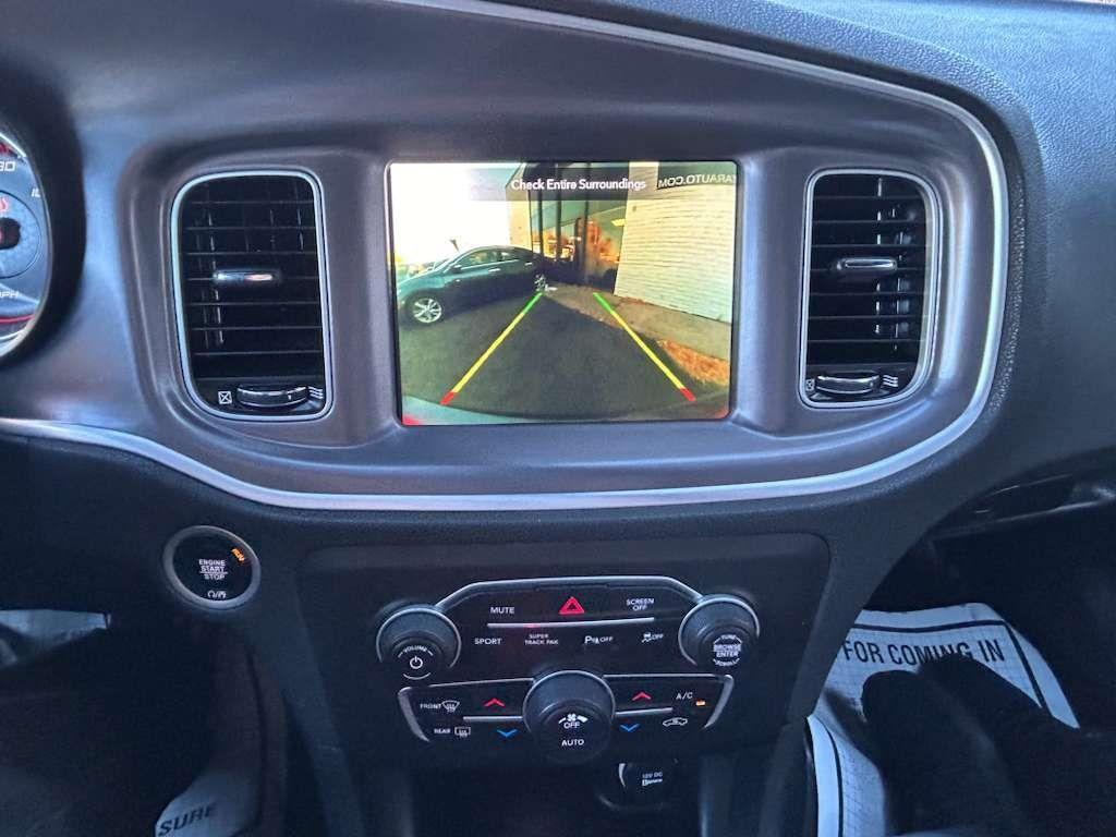 Dodge Charger SXT AWD 2021
