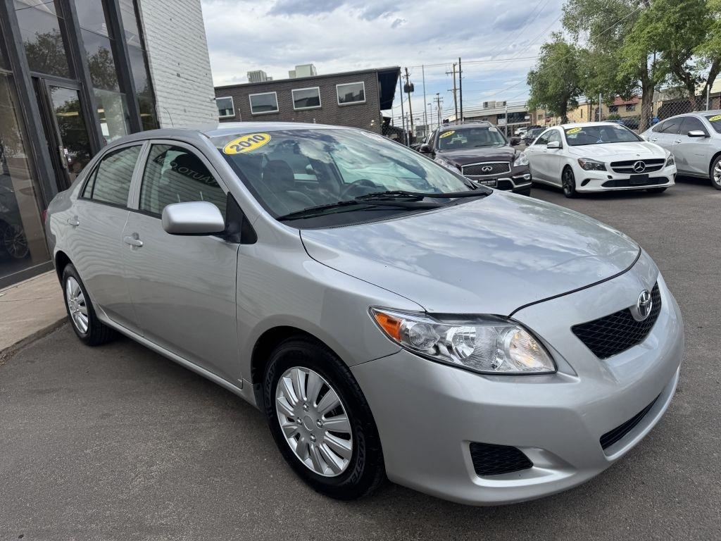 Toyota Corolla Base 5-Speed MT 2010