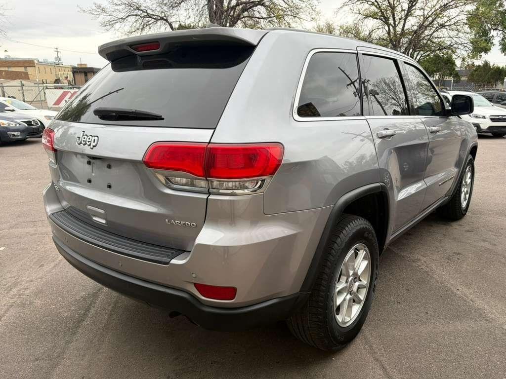 Jeep Grand Cherokee Laredo 4WD 2019