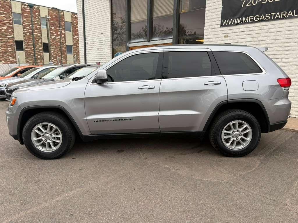 Jeep Grand Cherokee Laredo 4WD 2019