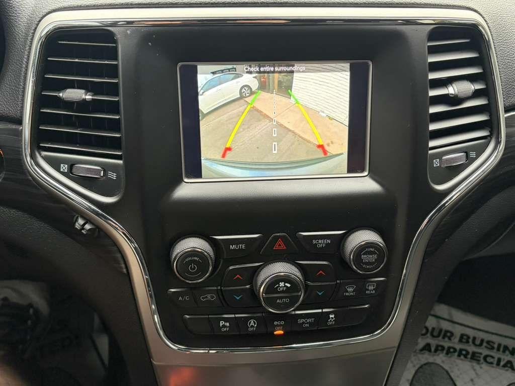 Jeep Grand Cherokee Laredo 4WD 2019