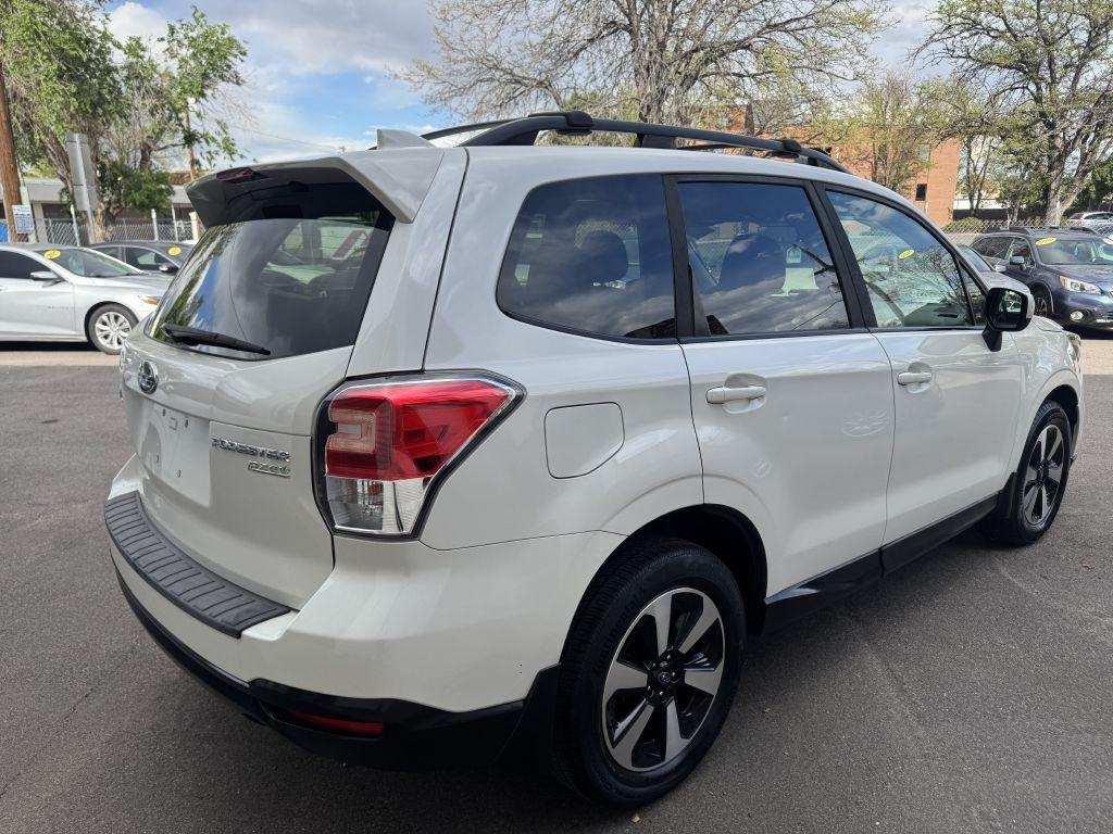 Subaru Forester 2.5i Premium PZEV CVT 2017