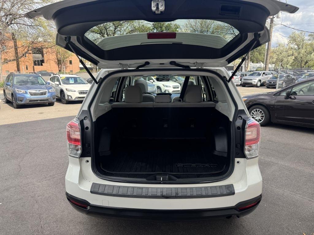 Subaru Forester 2.5i Premium PZEV CVT 2017