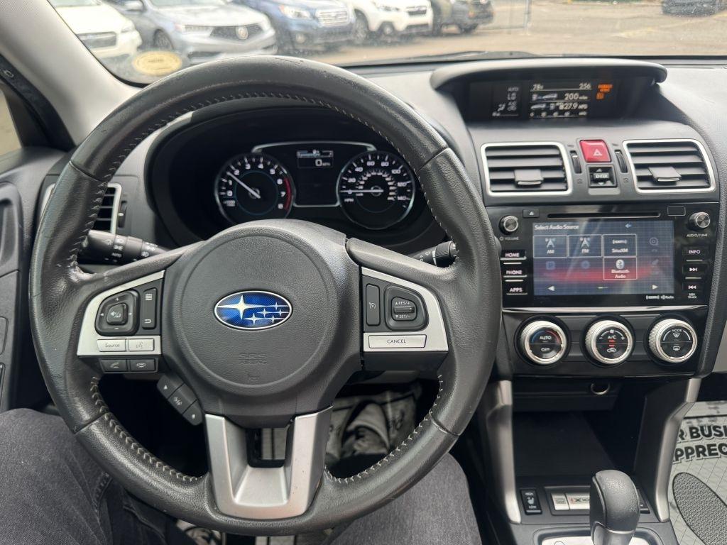 Subaru Forester 2.5i Limited 2017