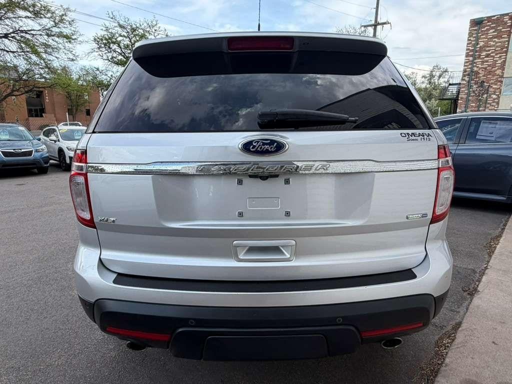 Ford Explorer XLT 4WD 2013