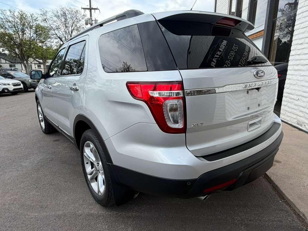 Ford Explorer XLT 4WD 2013