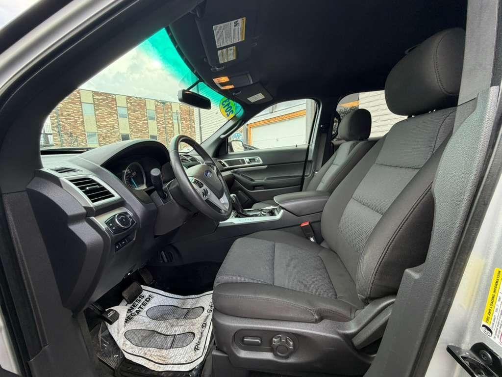 Ford Explorer XLT 4WD 2013