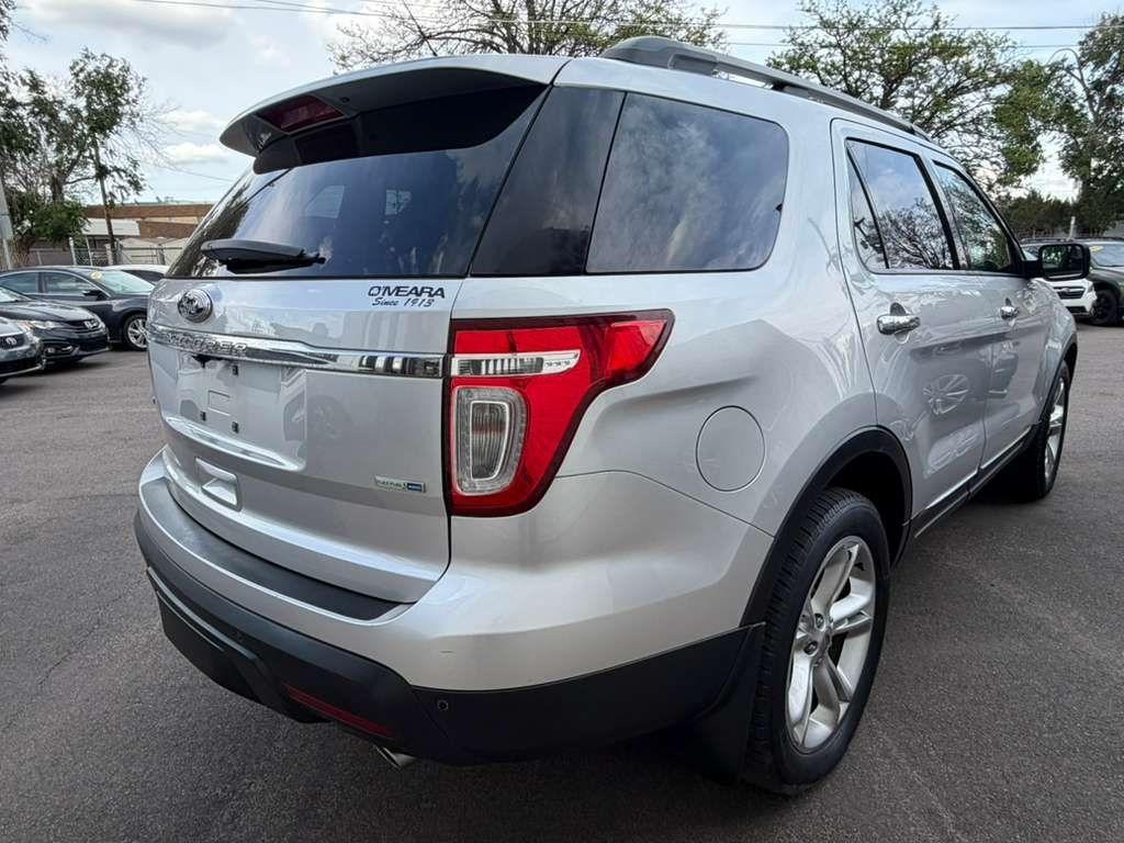 Ford Explorer XLT 4WD 2013