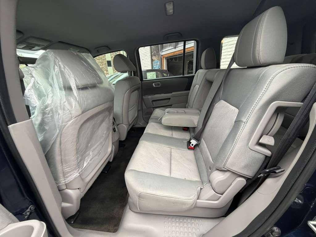 Honda Pilot LX 4WD 5-Spd AT 2015