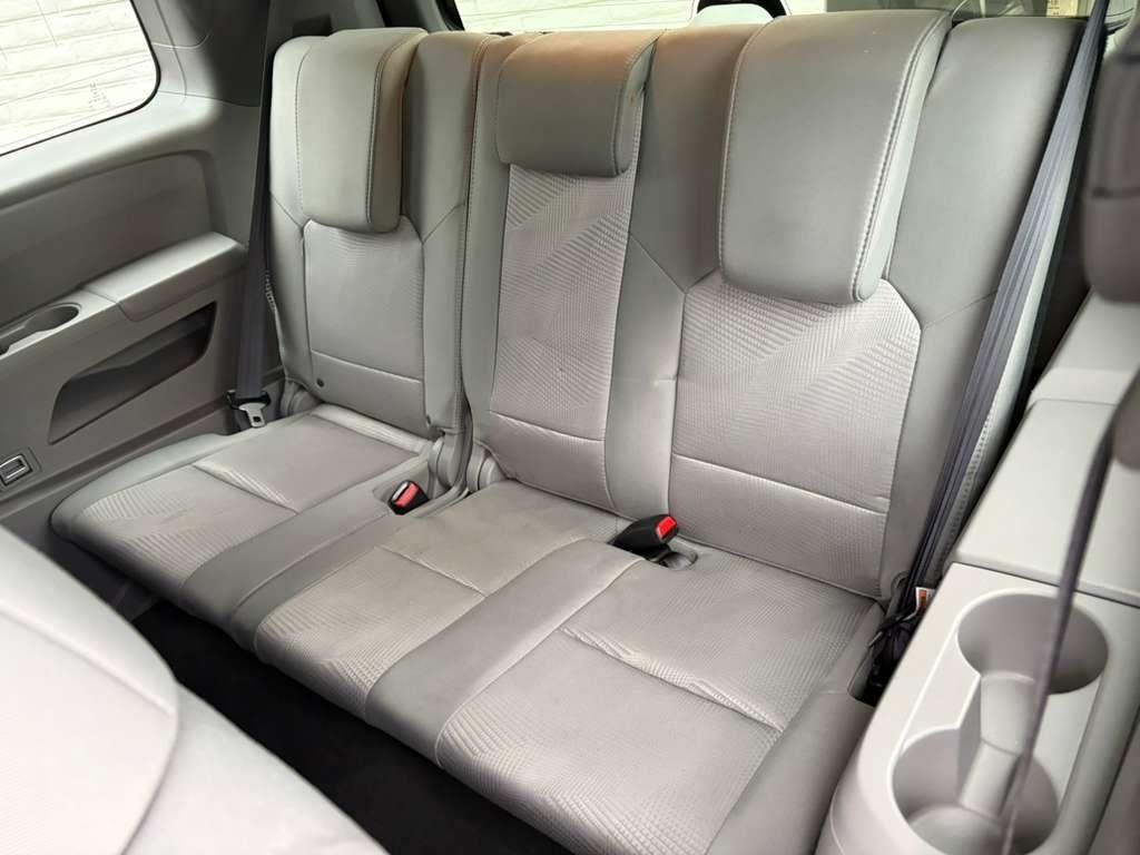 Honda Pilot LX 4WD 5-Spd AT 2015