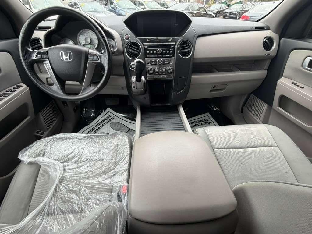 Honda Pilot LX 4WD 5-Spd AT 2015