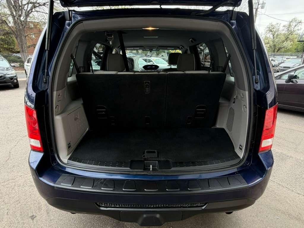 Honda Pilot LX 4WD 5-Spd AT 2015