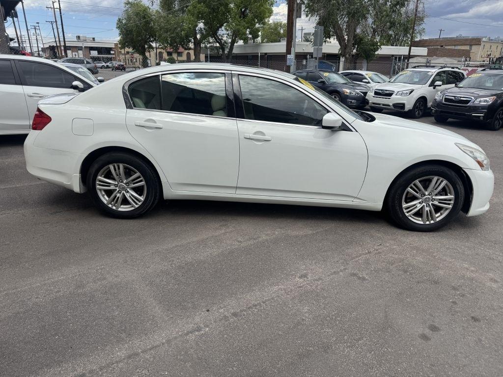 Infiniti G Sedan G37x AWD 2011