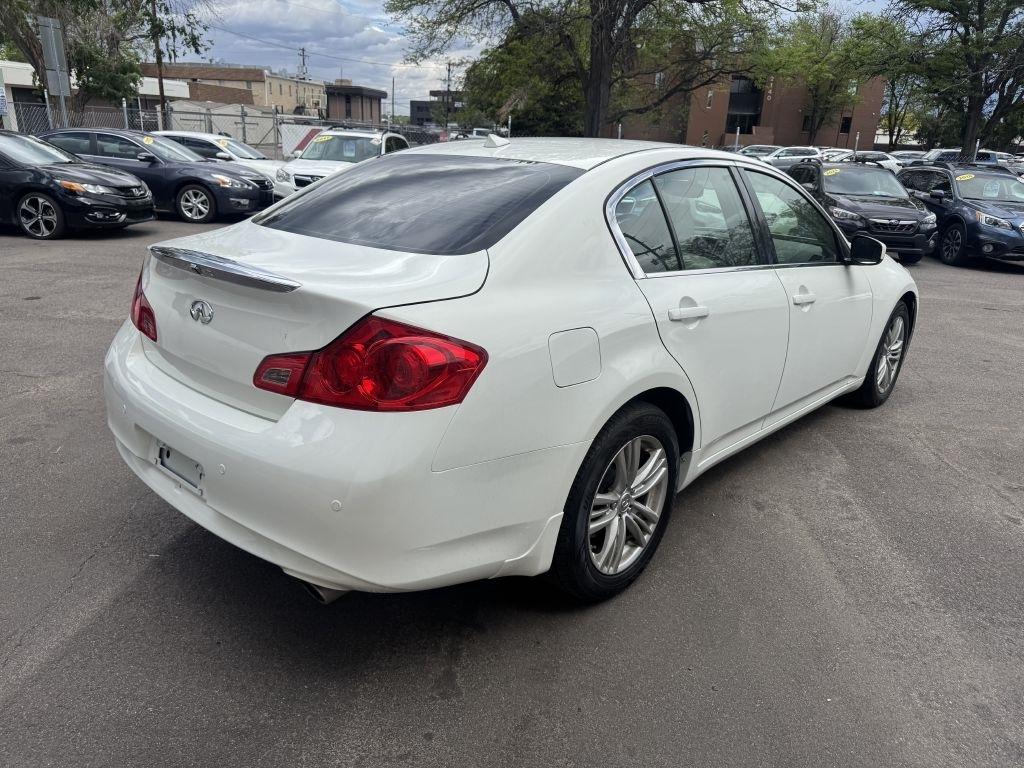 Infiniti G Sedan G37x AWD 2011