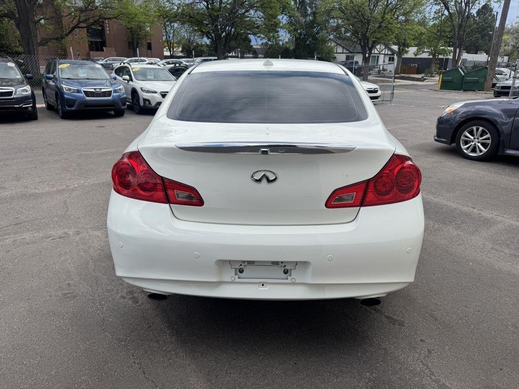 Infiniti G Sedan G37x AWD 2011